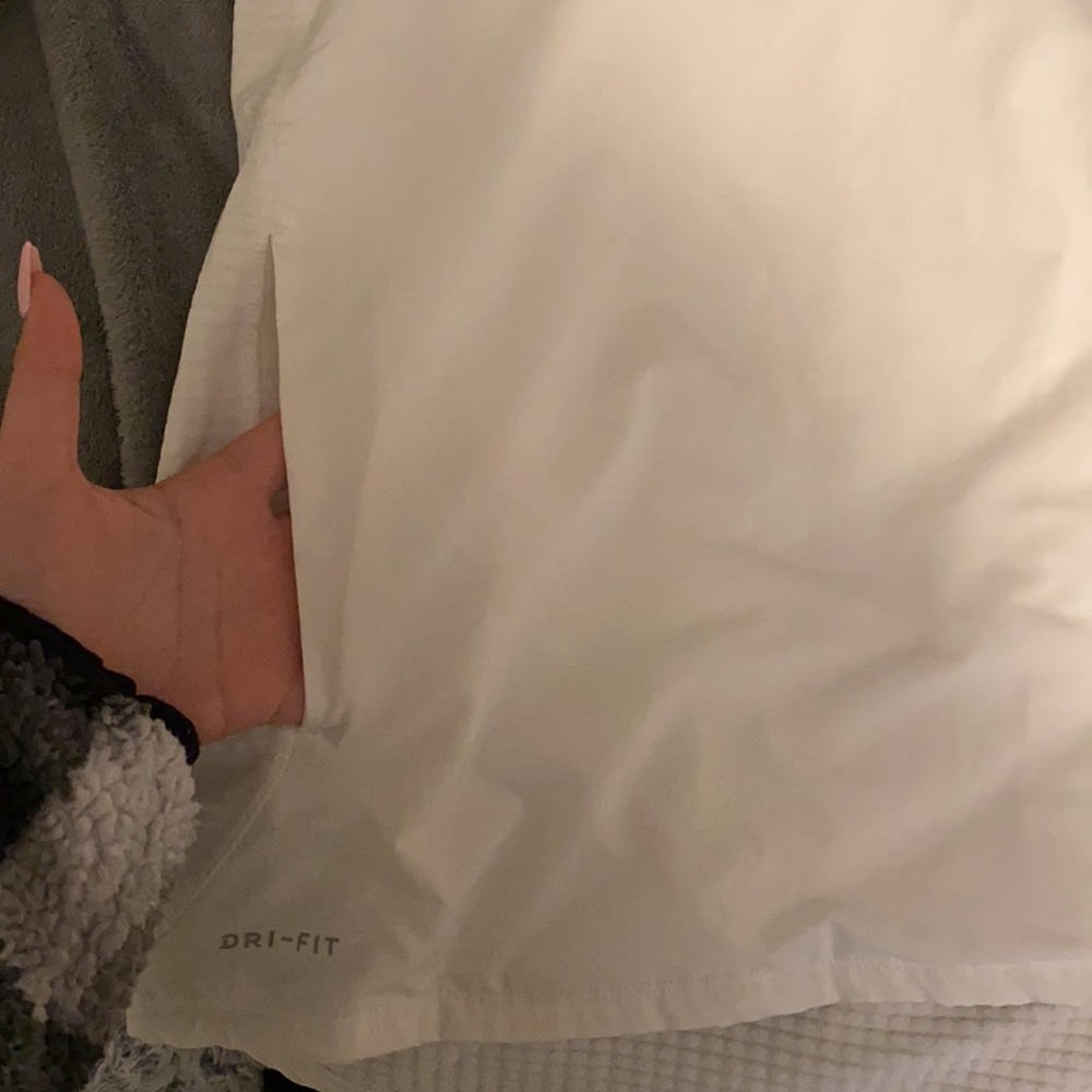 Nike Dri-Fit Pullover - Picture 8 of 10